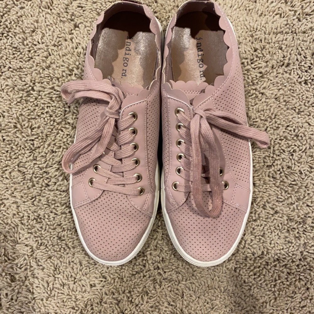Indigo Rd Kyrie  Sneakers w Scalloped Edge Size 8 - Picture 8 of 11